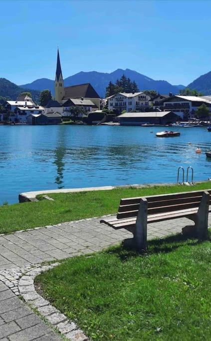 See- Und Bergblick In Bestlage Am Tegernsee Ngoại thất bức ảnh